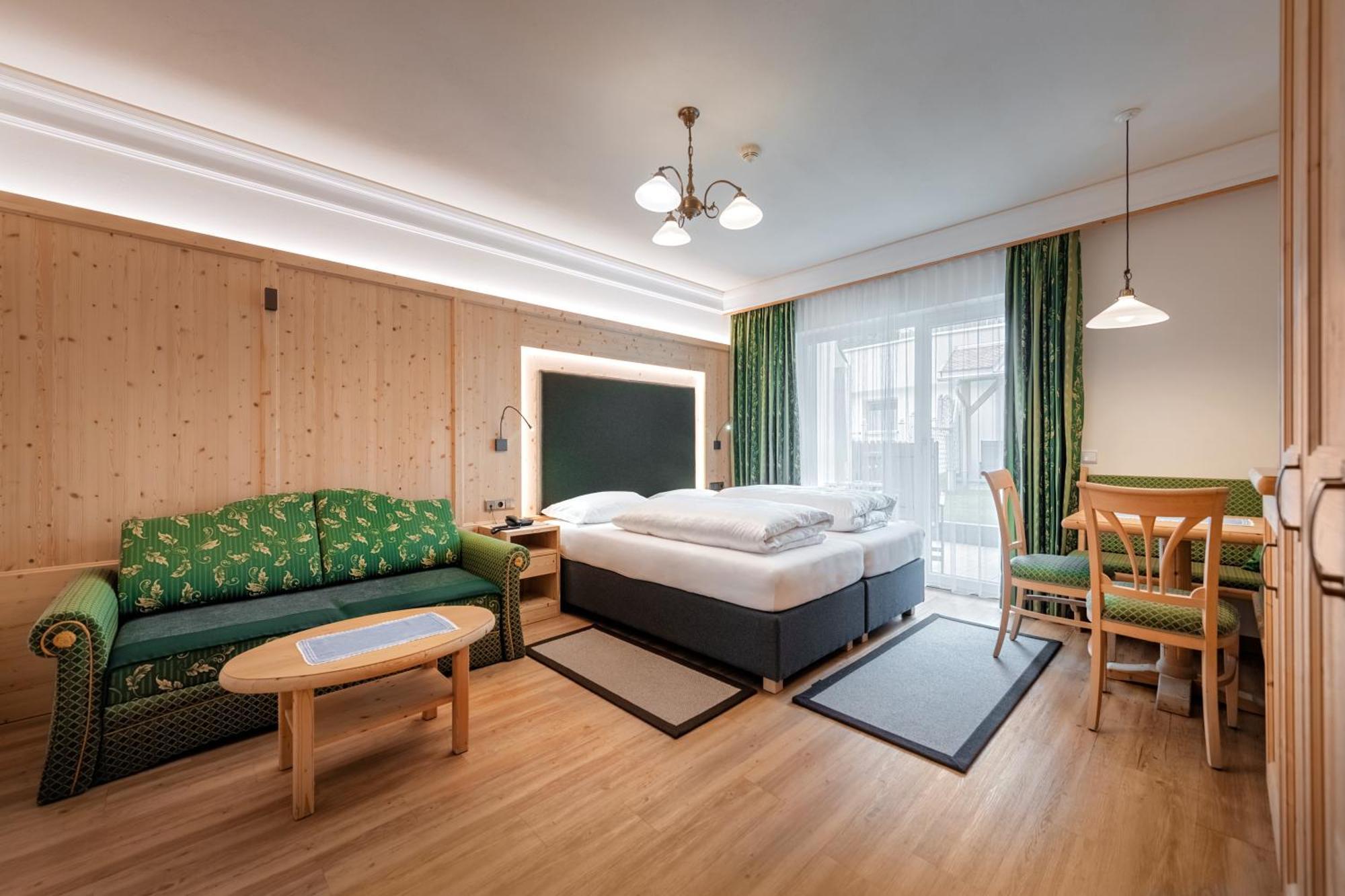 Hotel Sureghes Ortisei Extérieur photo